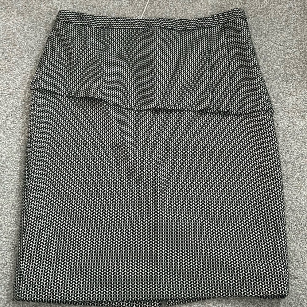 Black and White Patterned Skirt